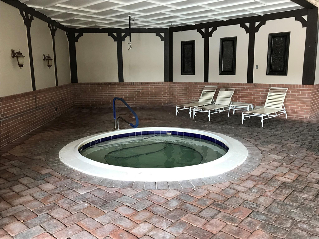 3650 Inverrary Drive - Photo 14