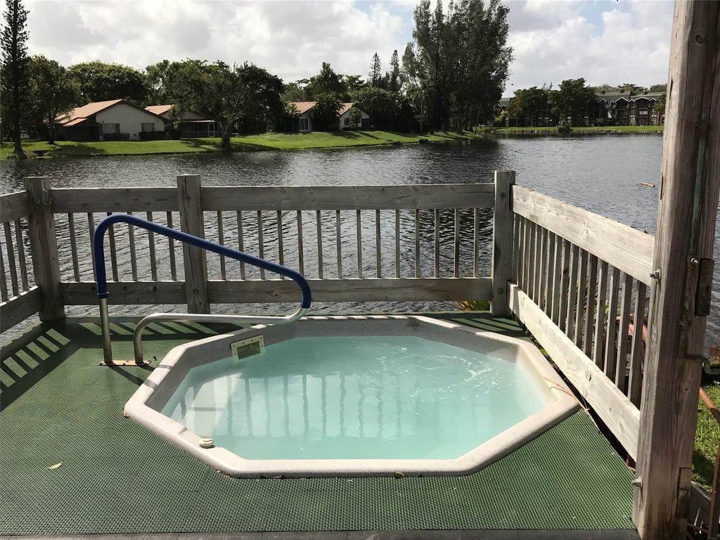 3650 Inverrary Drive - Photo 12