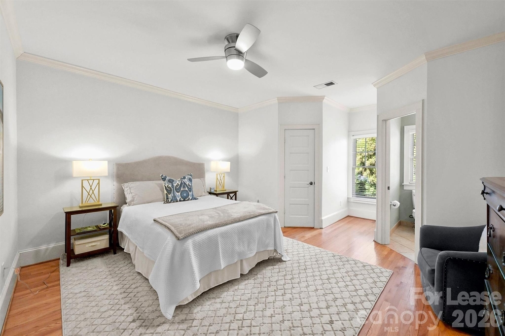 2023 Greenway Avenue - Photo 11