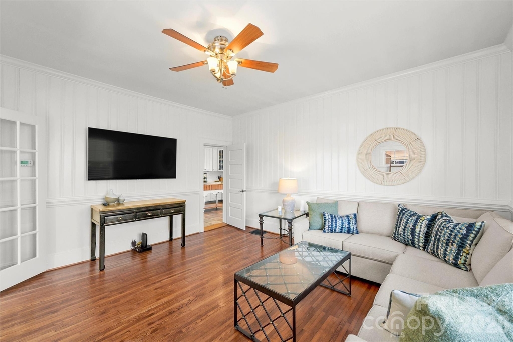 2023 Greenway Avenue - Photo 5