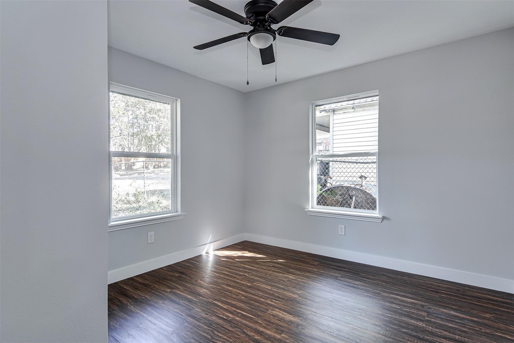 5305 Purdue Avenue - Photo 17