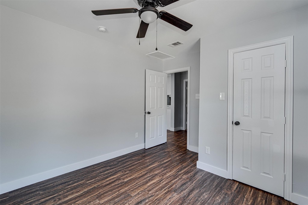 5305 Purdue Avenue - Photo 14