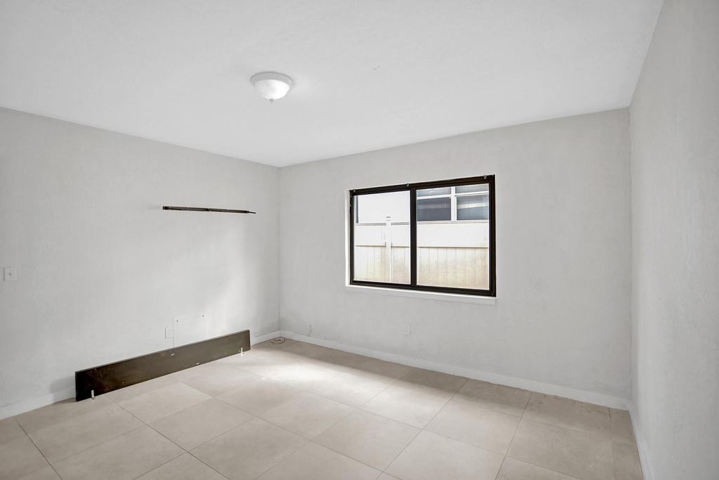 8240 Nw 1st Place - Photo 26