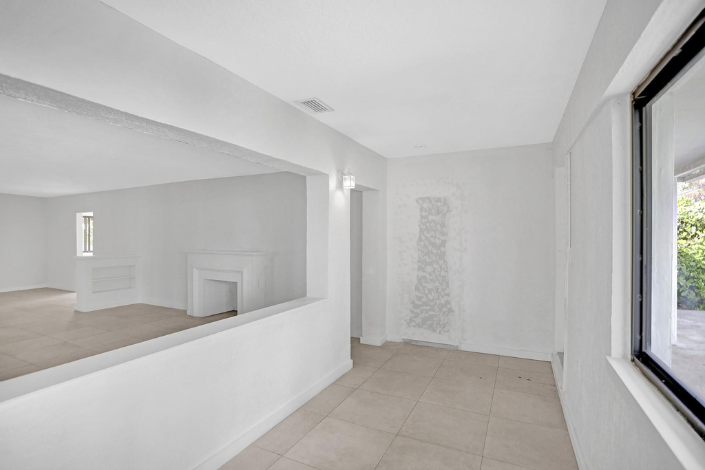 8240 Nw 1st Place - Photo 6