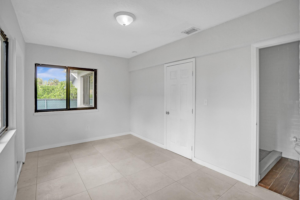 8240 Nw 1st Place - Photo 38