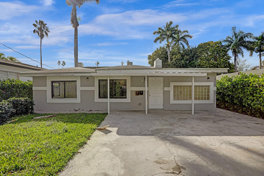 8240 Nw 1st Place - Photo 2