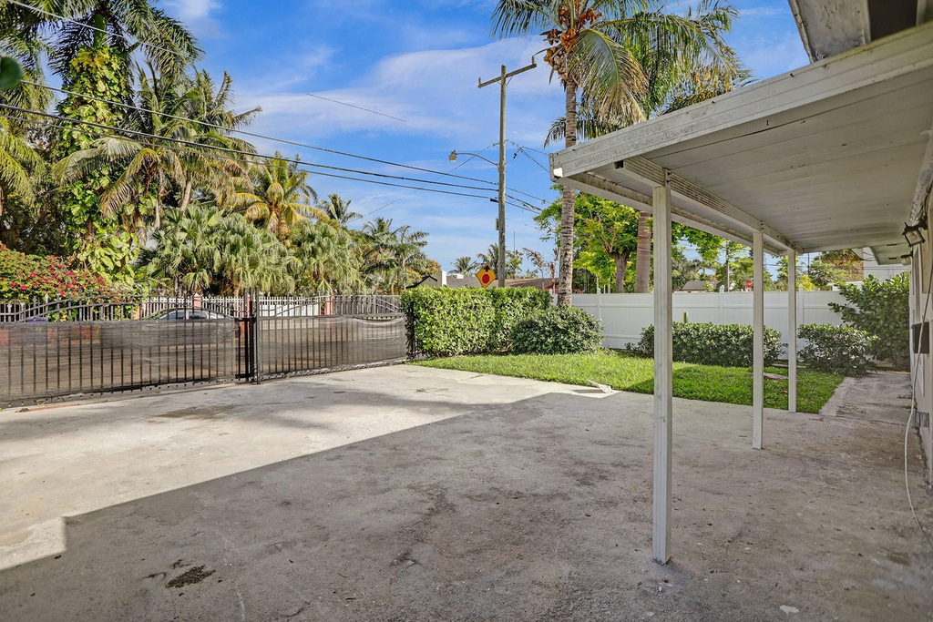 8240 Nw 1st Place - Photo 48
