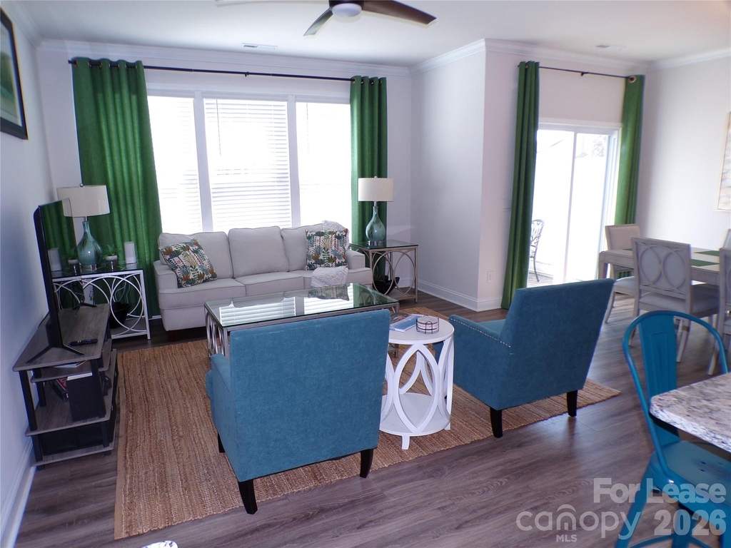 63 Creekview Road - Photo 4