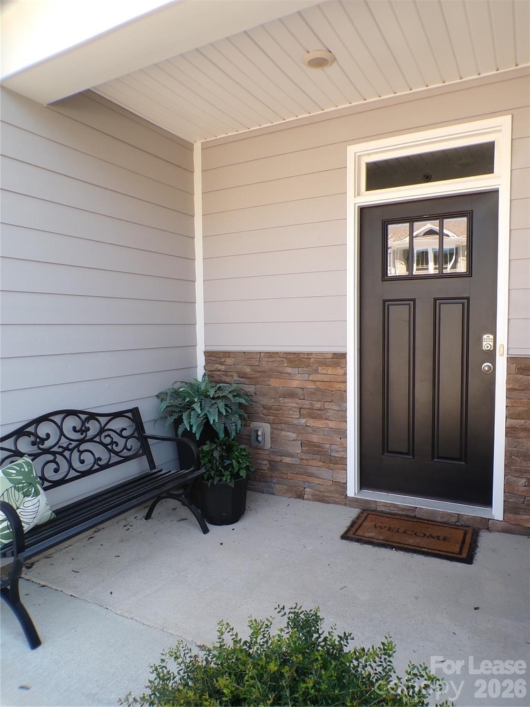 63 Creekview Road - Photo 1