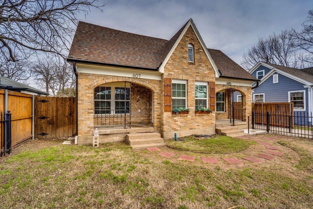 607 W Page Avenue - Photo 3