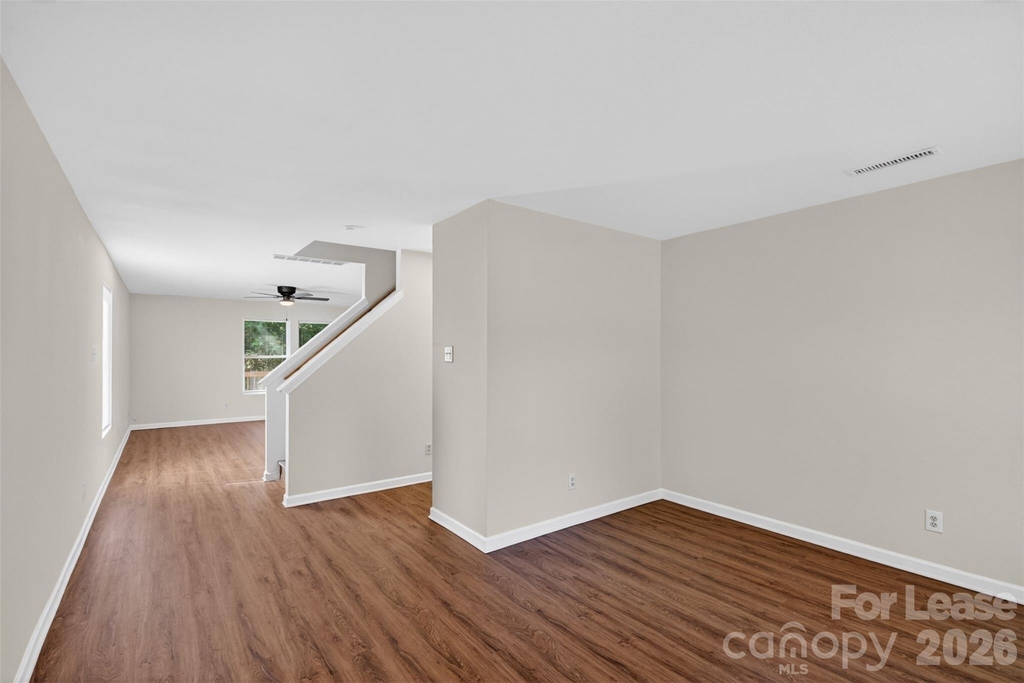 458 Settlers Ridge Drive - Photo 3
