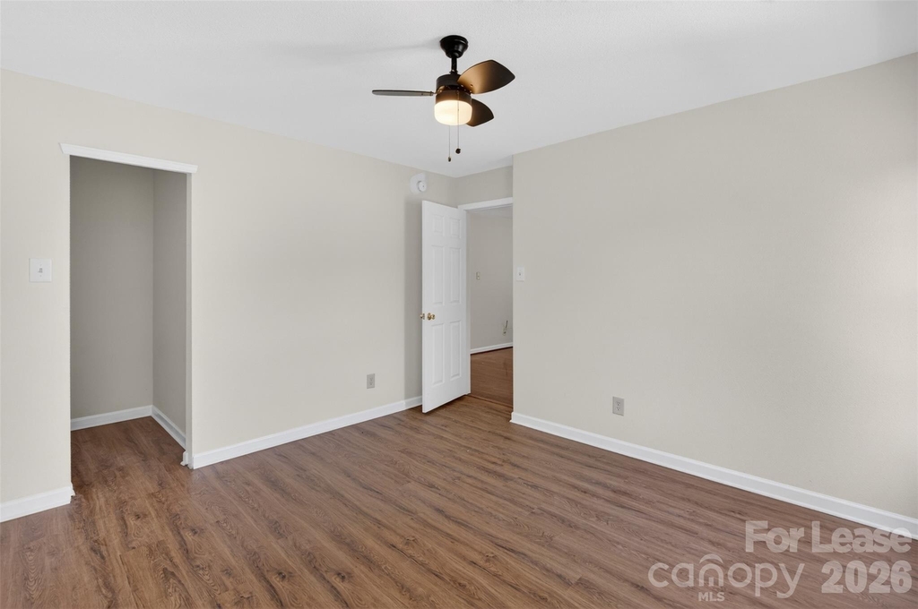 458 Settlers Ridge Drive - Photo 16