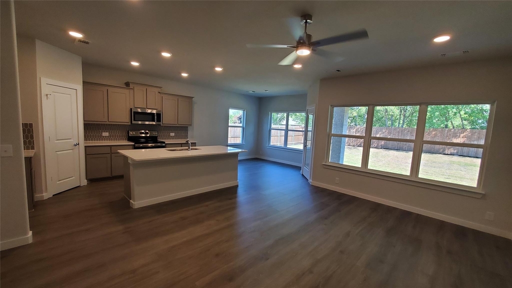 1218 Anderson Drive - Photo 4