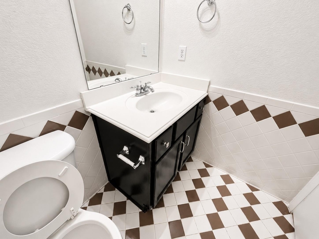 3320 Truman Street - Photo 9