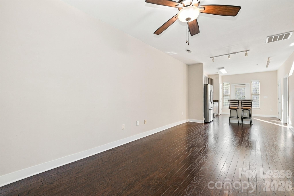 732 Seigle Point Drive - Photo 14