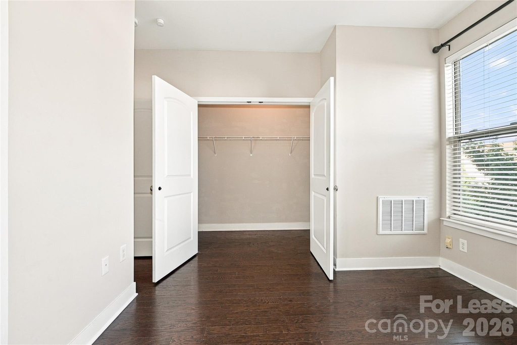 732 Seigle Point Drive - Photo 21