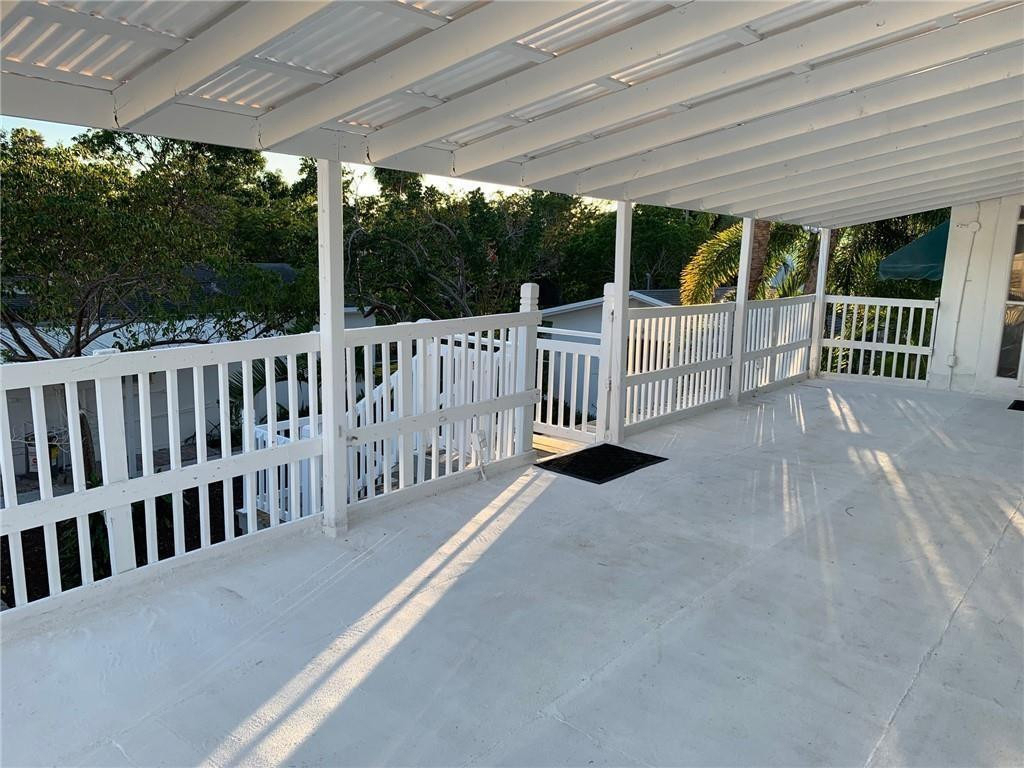 114 Nw 25th Street - Photo 0