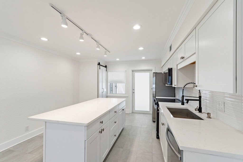 624 Southwind Circle - Photo 8