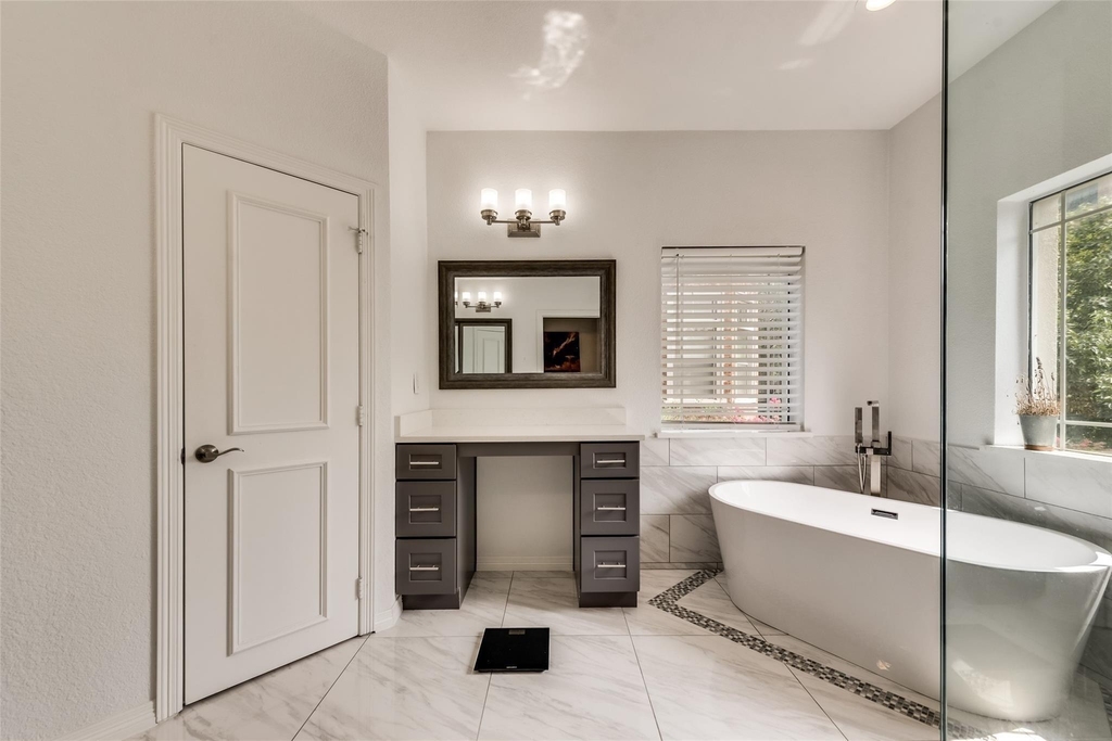 2205 Canton Street - Photo 1
