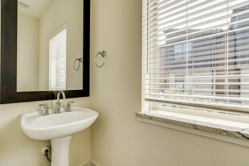 4211 Rawlins Street - Photo 21