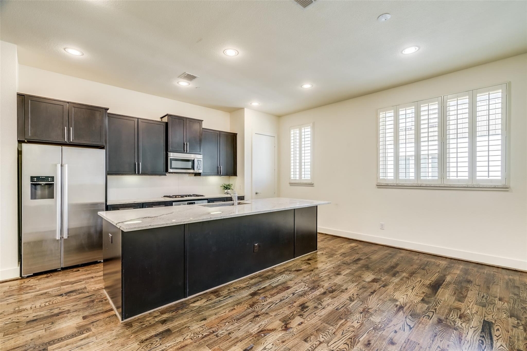 4211 Rawlins Street - Photo 10