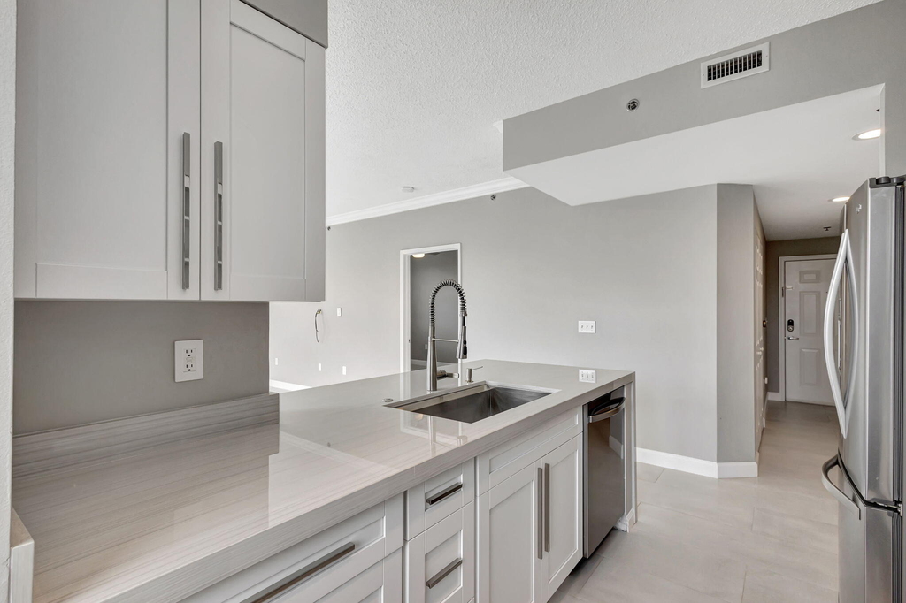 616 Clearwater Park Road - Photo 17