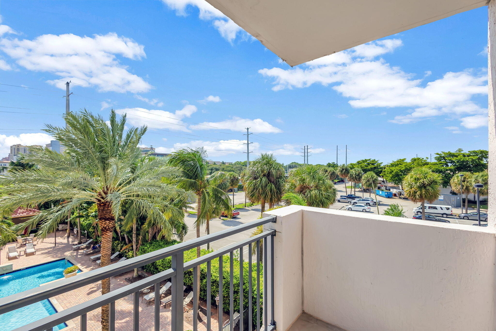 616 Clearwater Park Road - Photo 36