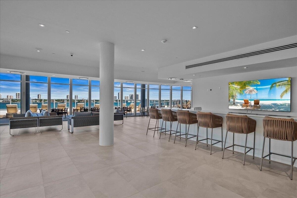 220 Lake Shore Drive - Photo 22