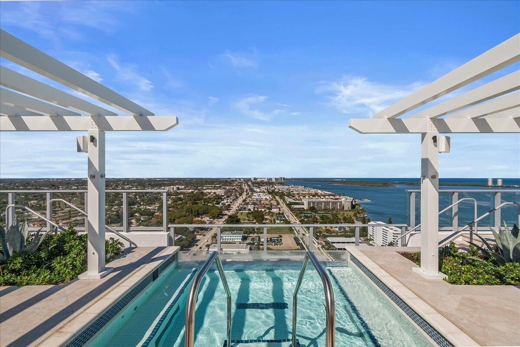 220 Lake Shore Drive - Photo 15