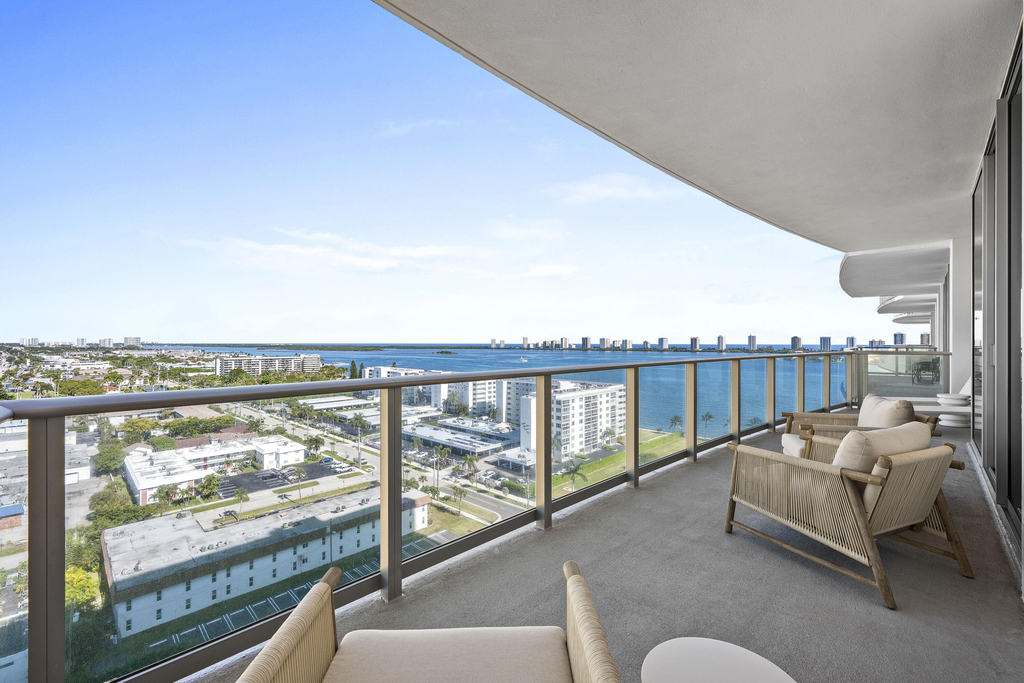 220 Lake Shore Drive - Photo 0