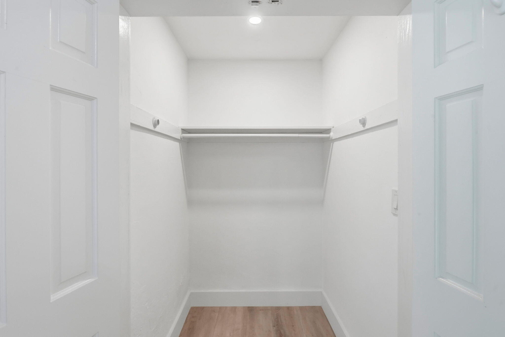 998 W Camino Real - Photo 18