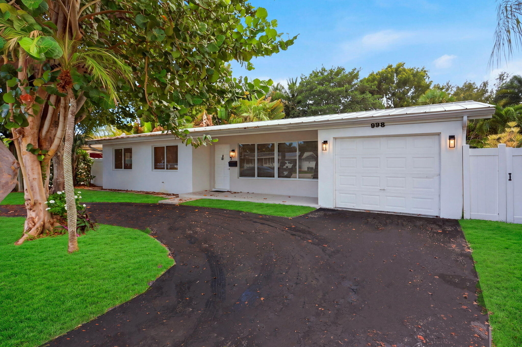 998 W Camino Real - Photo 0