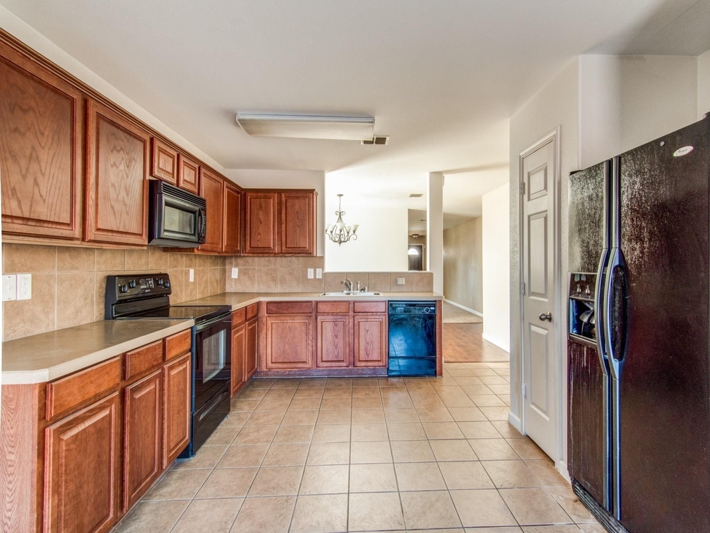 13120 Barbarosa Drive - Photo 15