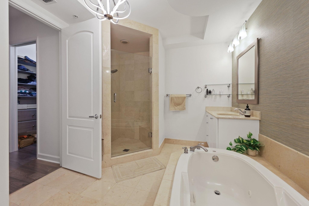 801 S Olive Avenue - Photo 18