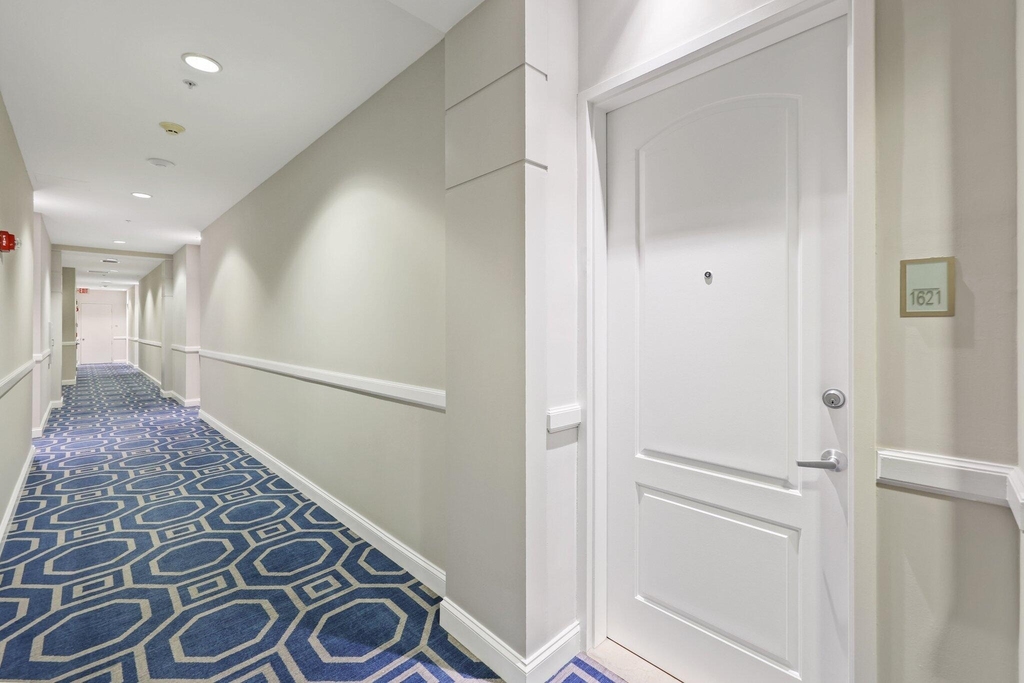 801 S Olive Avenue - Photo 22