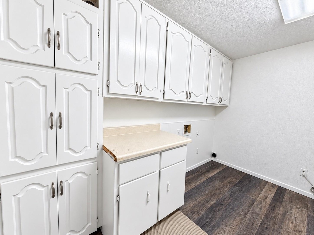 6913 Kerilan Lane - Photo 10
