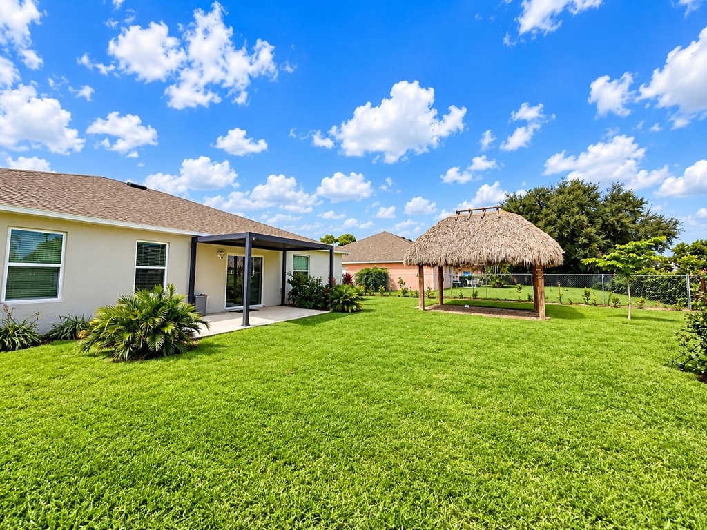 1025 Sw Sarto Lane - Photo 20