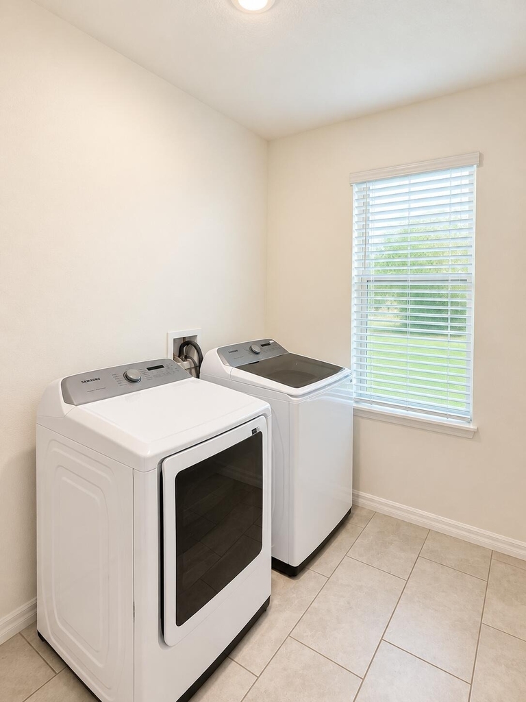 1025 Sw Sarto Lane - Photo 18
