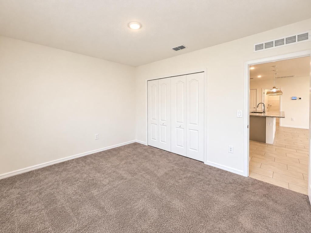 1025 Sw Sarto Lane - Photo 15