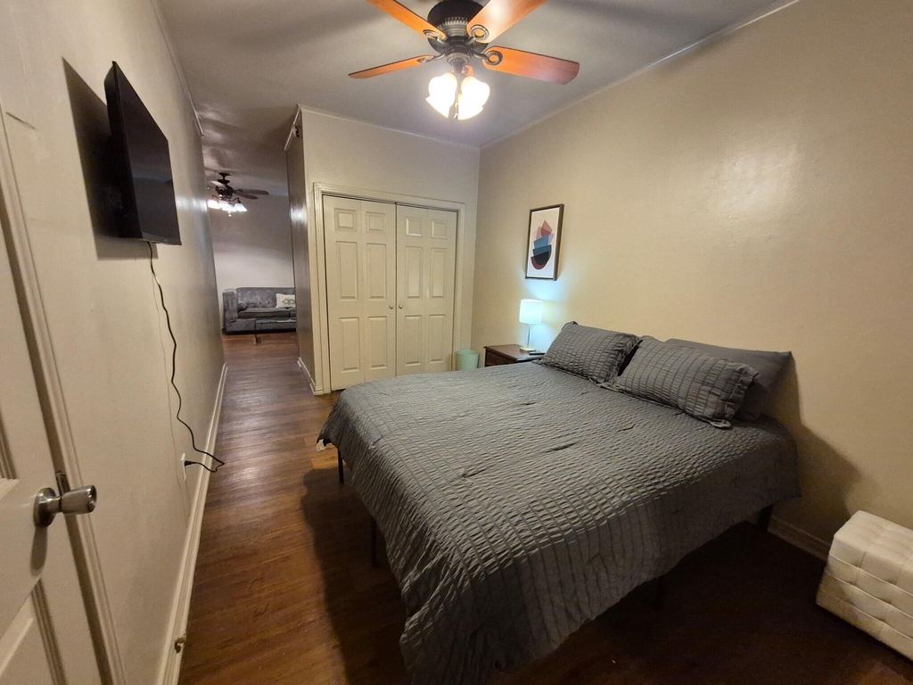2379 Highland Avenue - Photo 2