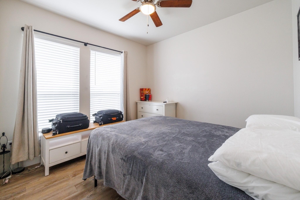 7446 Sleepy Hollow Lane - Photo 14
