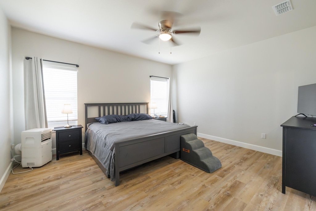 7446 Sleepy Hollow Lane - Photo 27