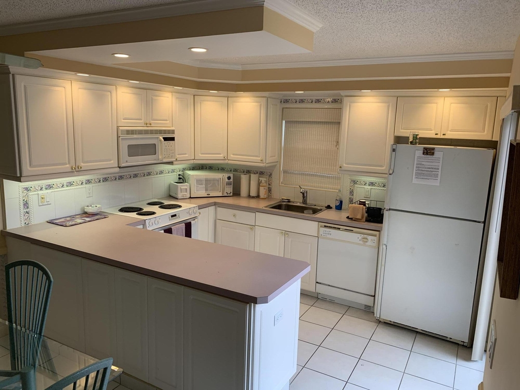 9403 S Ocean Drive - Photo 4