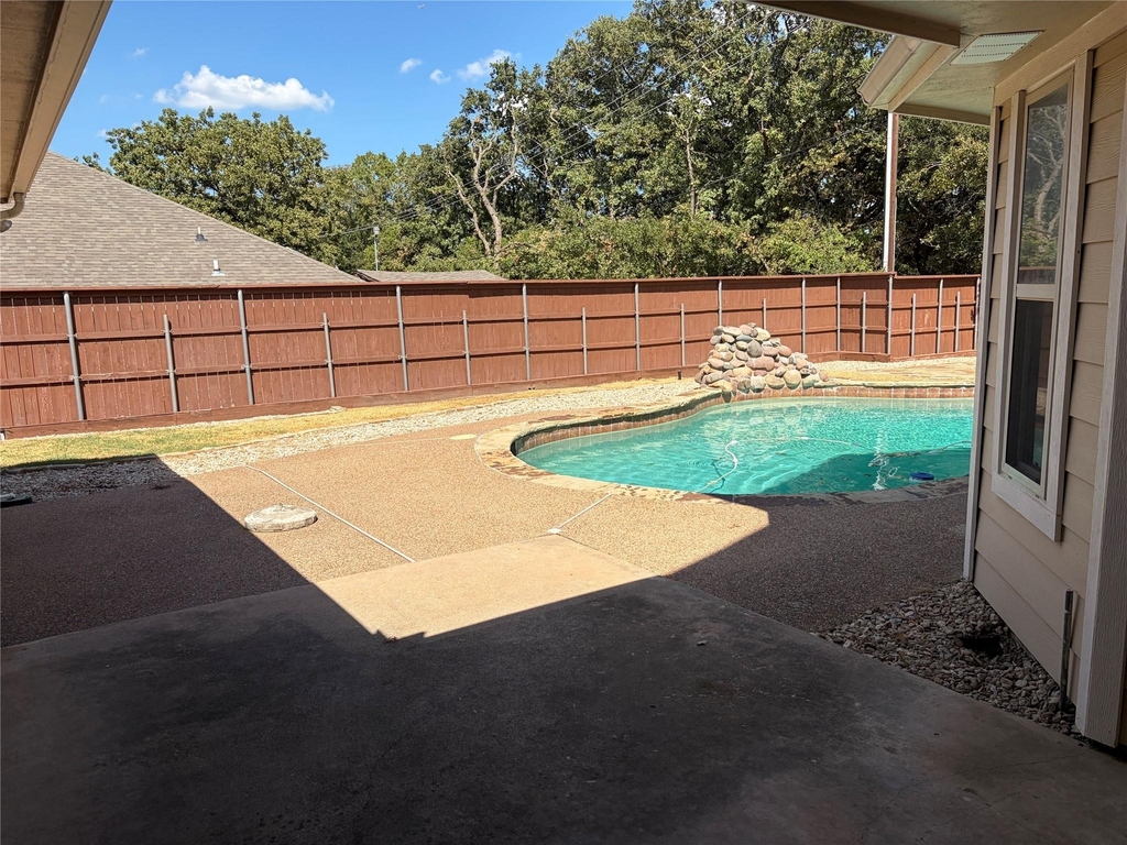 1911 Buffalo Bend Drive - Photo 4
