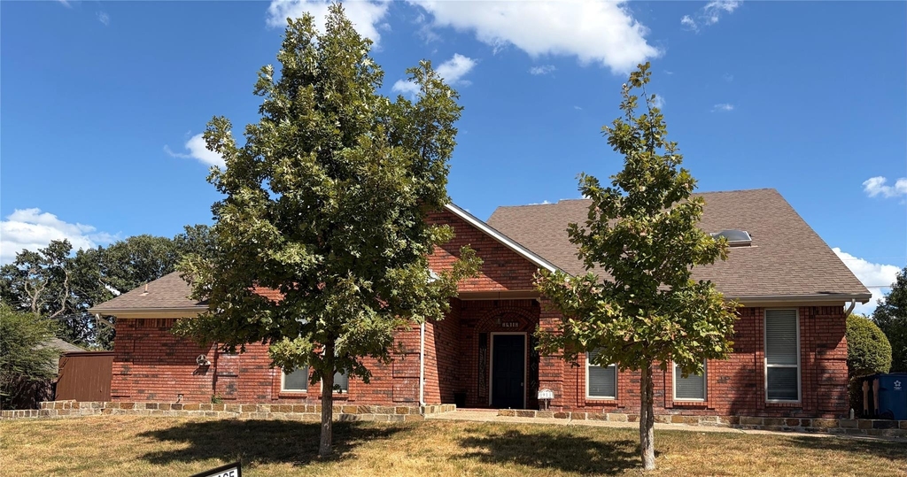 1911 Buffalo Bend Drive - Photo 1