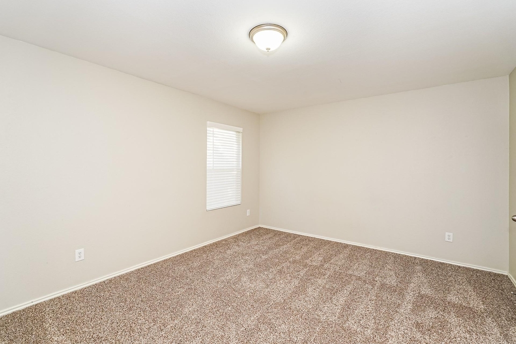 716 Wrigley Drive - Photo 10