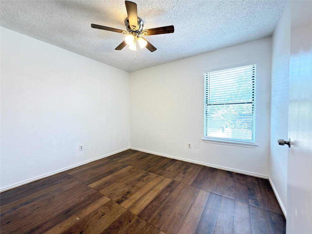 1801 Quail Run Drive - Photo 19