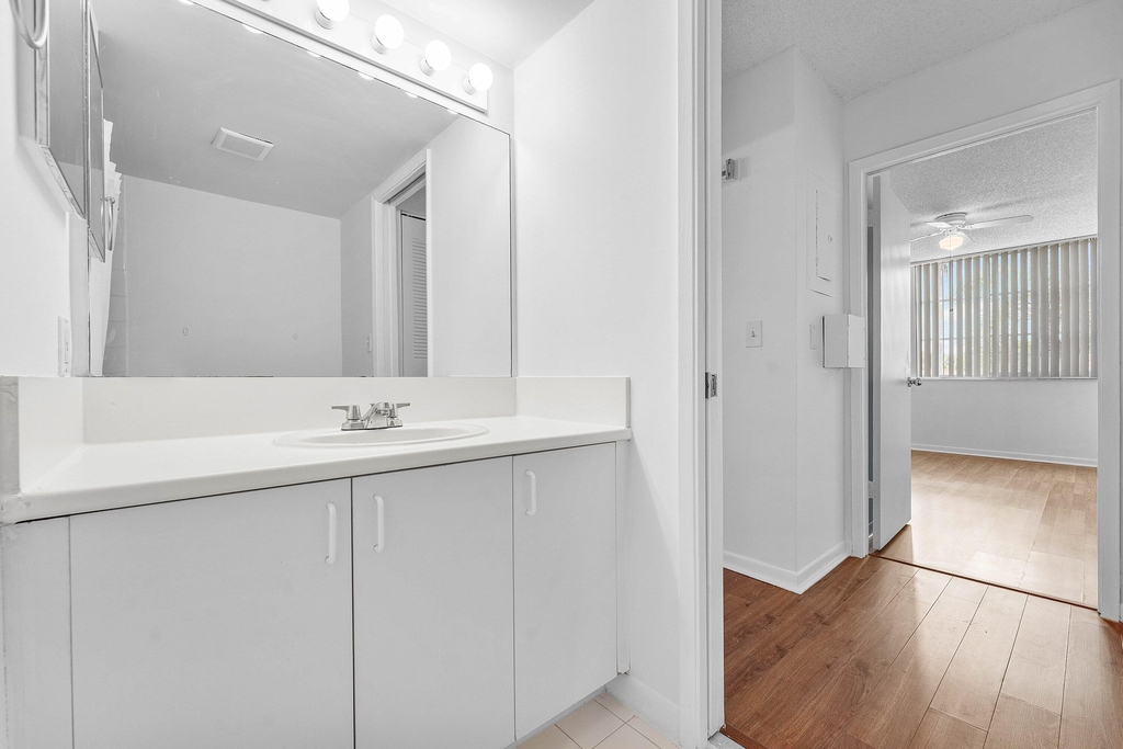 167 Yacht Club Way - Photo 20