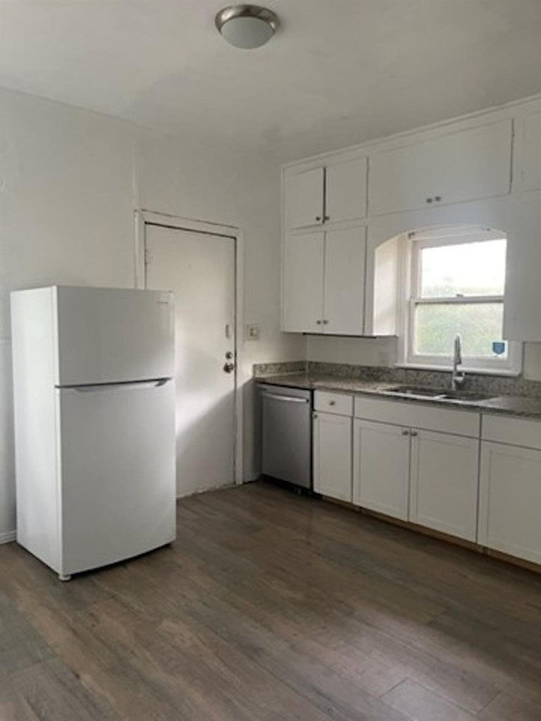 5721 Victor Street - Photo 24