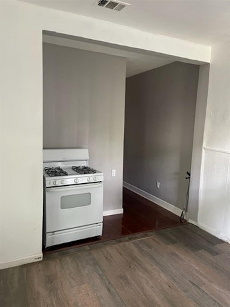 5721 Victor Street - Photo 15